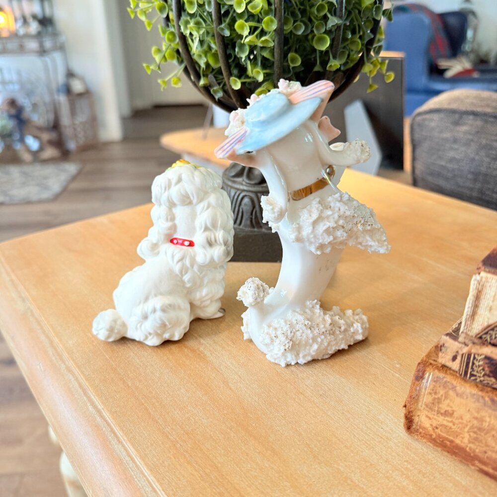 ❌SOLD❌1950s Josef Originals Ceramic Poodle with spaghetti poodle friend - Picture 9 of 16